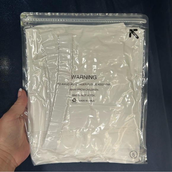 Ekouaer Silk Pajamas Set Satin Backless Lingerie Pjs Cami Set Camisole - Picture 9 of 9